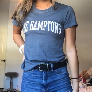 “THE HAMPTONS” brandy graphic tshirt
